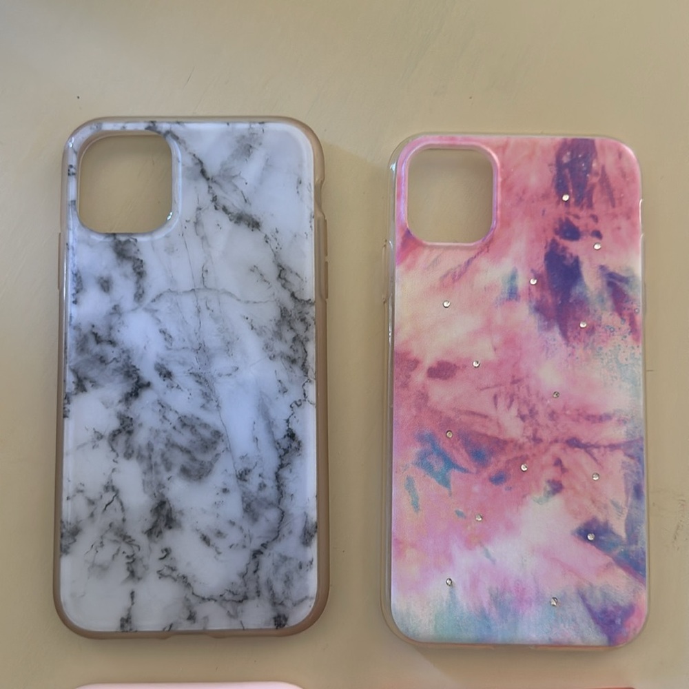 Assorted Phone Cases Set - Picture 2 of 7